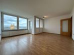 Eigentumswohnung mit Weitblick - Wohnzimmer