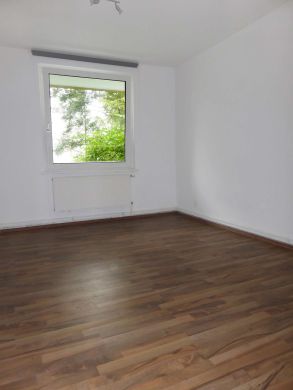 Schlafzimmer - Schöne 2-Zimmer-Whg mit Balkon und EBK