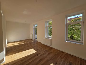 Kernsanierte Familienwohnung mit 2 Balkonen, 30163 Hannover, Etagenwohnung