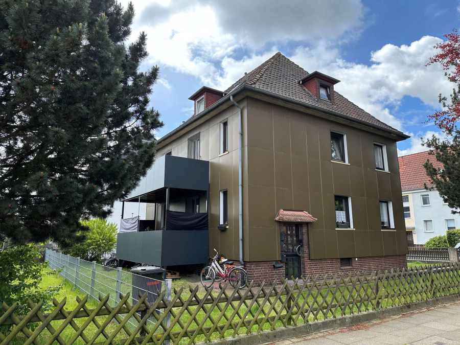 Außenbild - MFH in ruhiger Lage