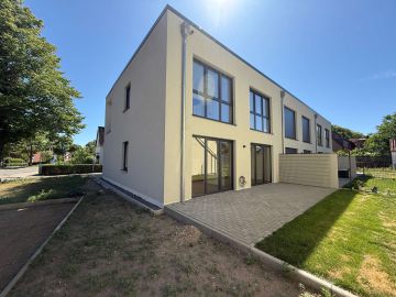 Neubau in gewachsenem Umfeld, 30459 Hannover, Reihenendhaus