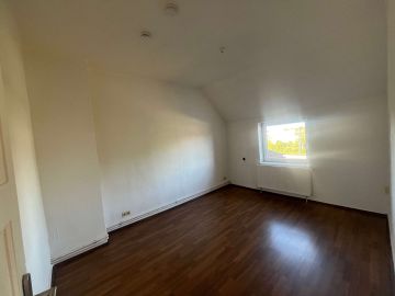 Zimmer 2 - 3-Zimmer-Wohnung mit Potenzial in der Südstadt