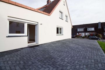 Terrasse-EG - Schönes EFH mit großem Grundstück, EBK, Garage, uvm