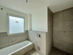Hauptbad - Neubau in gewachsener Wohnlage