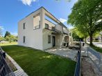 Linkes Haus - Neubau in gewachsener Wohnlage