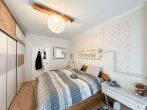 Schlafzimmer - Schöne 3-Zimmer-Wohnung in der List im Hochparterre