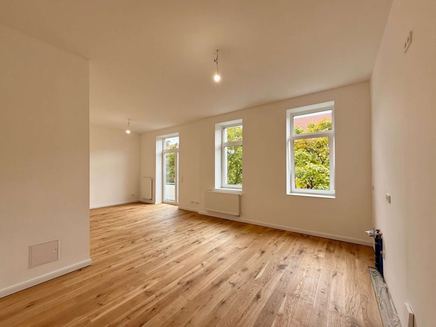 Titelbild - Kernsanierte Familienwohnung mit 2 Balkonen