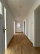 Flur - Geräumige 3-Zimmer-Wohnung mit Garten