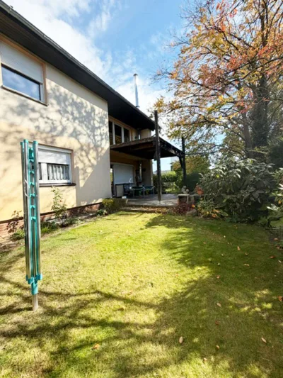 Garten EG und Balkon OG