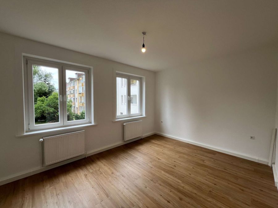 Zimmer 1 - Sanierte 3-Zimmer-Wohnung mit Balkon