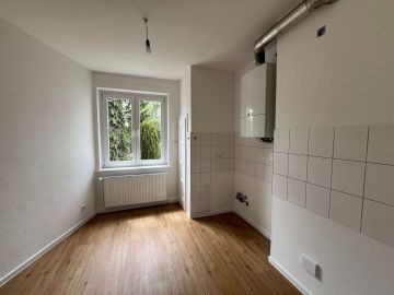 Küche - Sanierte 3-Zimmer-Wohnung mit Balkon
