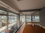 Große Schaufensterflächen - Riesen Schaufenster im Eckhaus