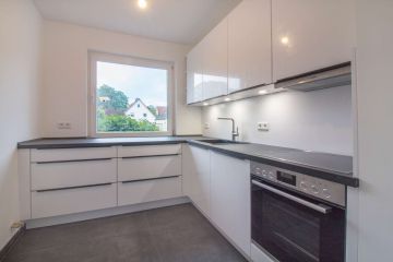 EG-Wohnung mit Terrasse, kleinem Garten und EBK, 30627 Hannover, Erdgeschosswohnung