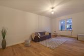 Sanierungsbeispiel - Altbau-Wohntraum mit 2 Balkonen