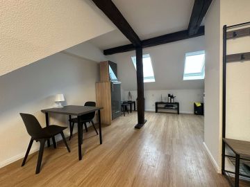 Wohn-/Essbereich - Apartment am Fiedelerplatz – möbliert