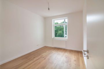 Schlafzimmer Beispiel - Kernsanierte EG Wohnung in Maschseenähe