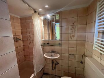 Bad - 1-Zimmer-Wohnung mit benefit
