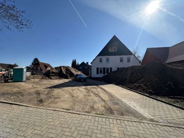 Tolles Grundstück für MFH, RH oder EFH, 30880 Laatzen, Haus