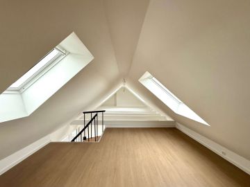 ausgebauter Spitzboden - Frisch ausgebaut mit zusätzlichem Spitzboden