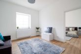 Beispiel Wohnzimmer - Hier ist alles neu! 3-Zimmer-Wohnung