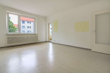 Wohnzimmer Beispiel - Provisionsfreie Kapitalanlage mit 4 Zimmern