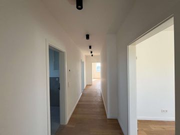 Flur - Traumhafte Dachgeschosswohnung mit Weitblick