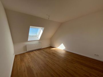 Büro/Kinderzimmer - Traumhafte Dachgeschosswohnung mit Weitblick