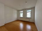 Beispiel Wohnzimmer - Vermietete 2 Zi.-Whg mit großem Balkon